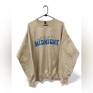 Taylor Swift “Meet Me at Midnight” Graphic Crewneck Sweatshirt – XL